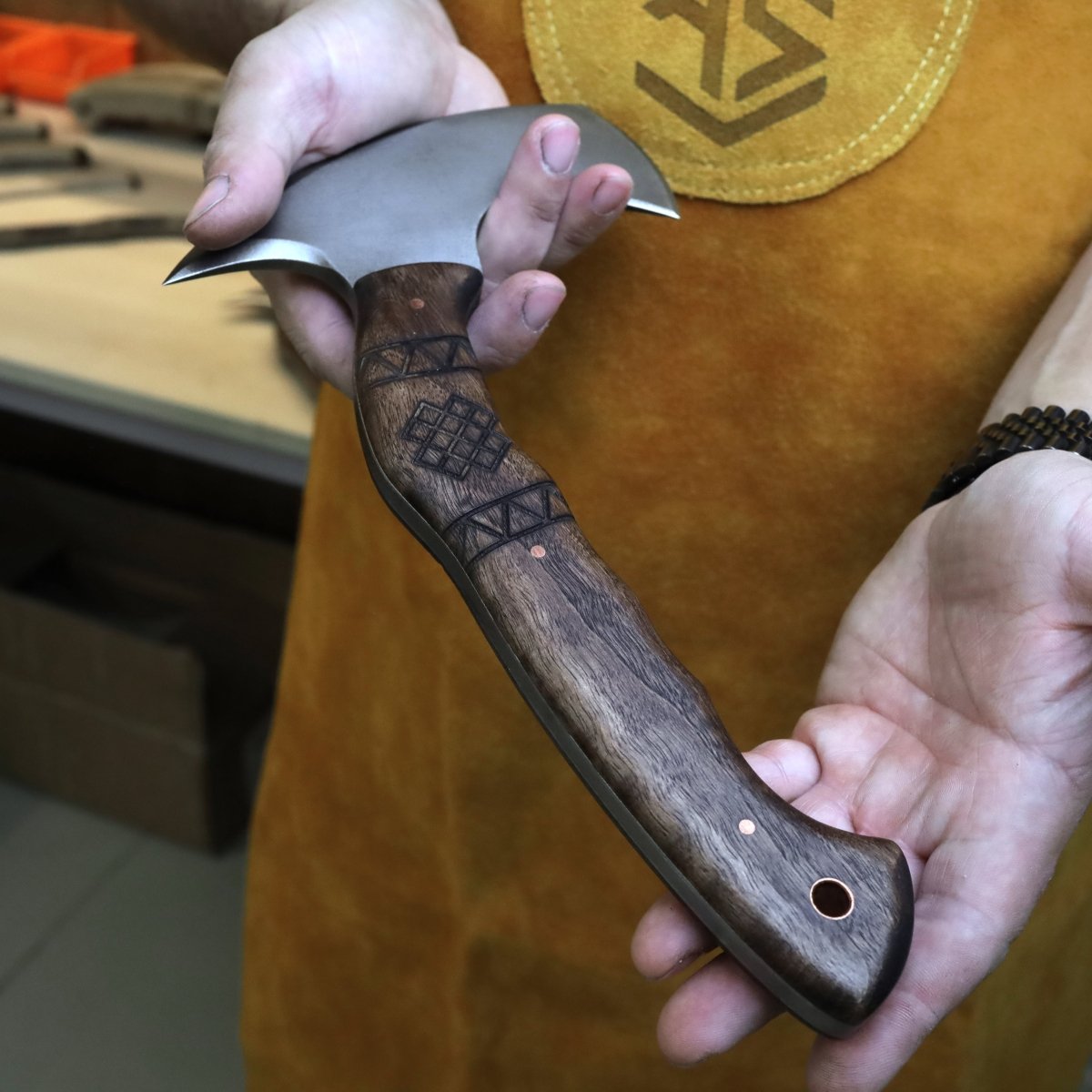 Compact tactical tomahawk "Waya" from AncientSmithy