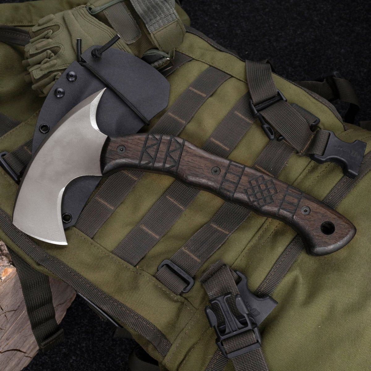Compact tomahawk "Otokan" with tribal engraving from AncientSmithy