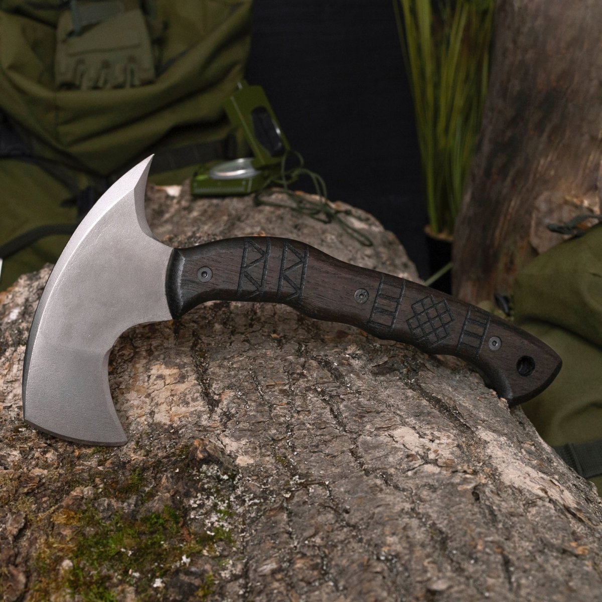 Compact tomahawk "Otokan" with tribal engraving from AncientSmithy