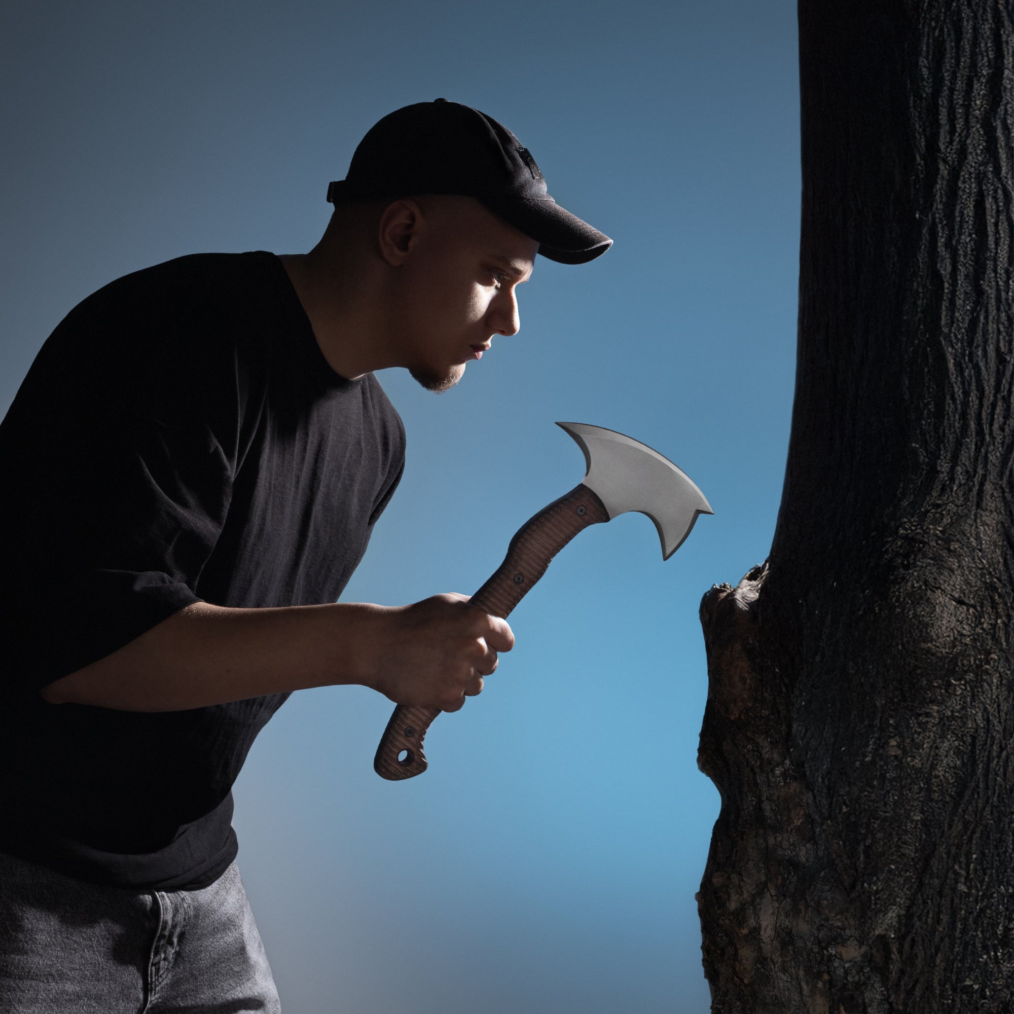 Combat tomahawk "Barong" with polymer composite handle