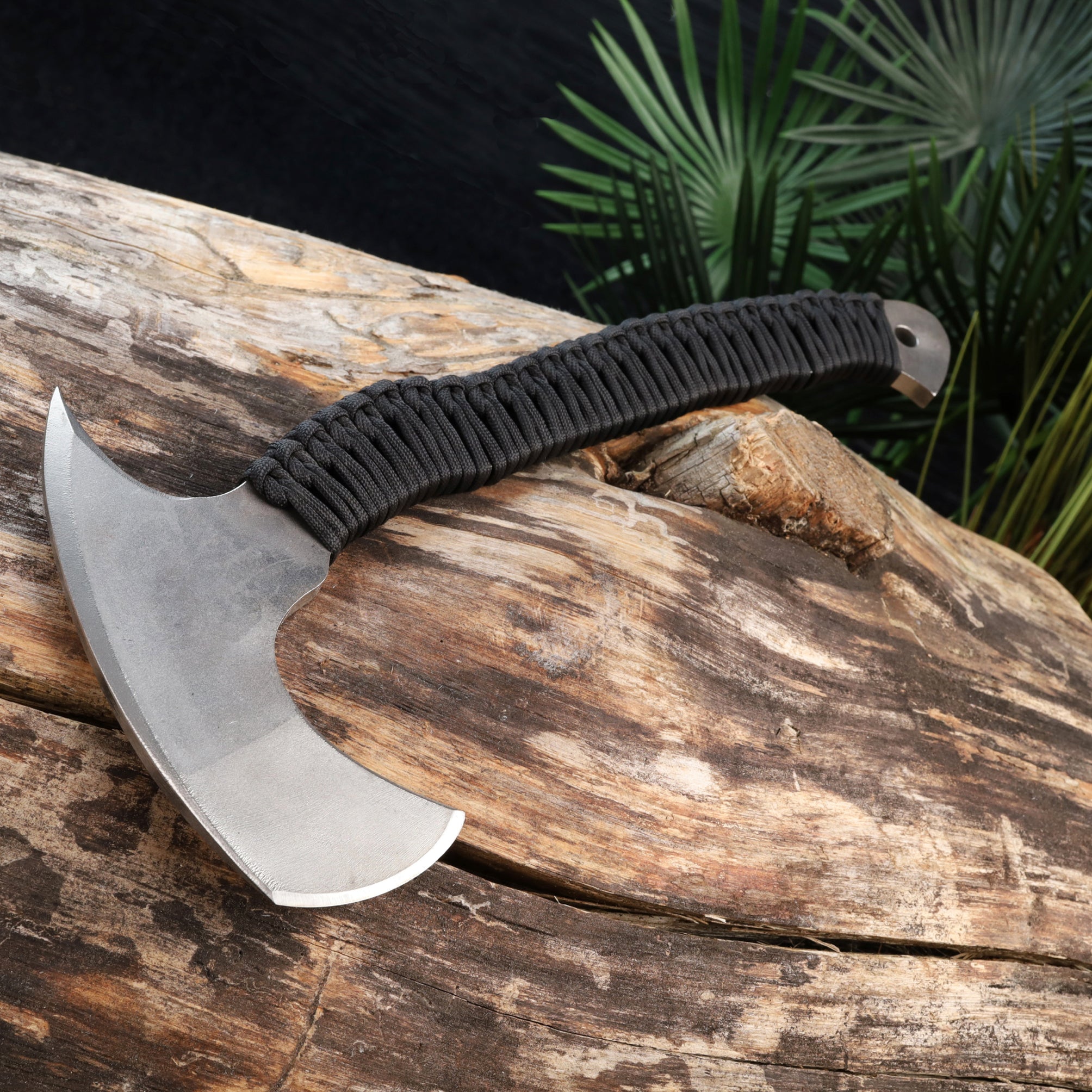 Tomahawk Axe with Black Paracord handle