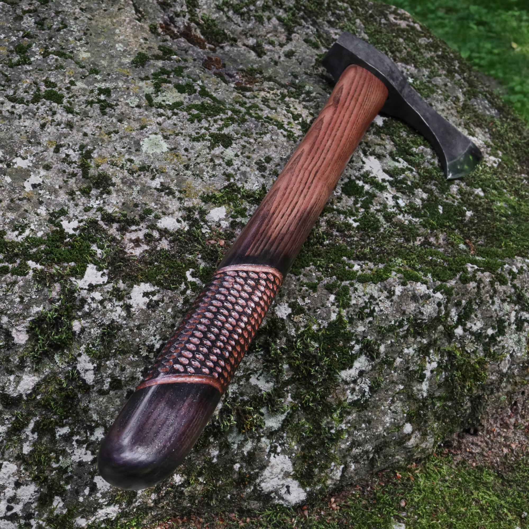 Forged Tomahawk "Blood Leaf"