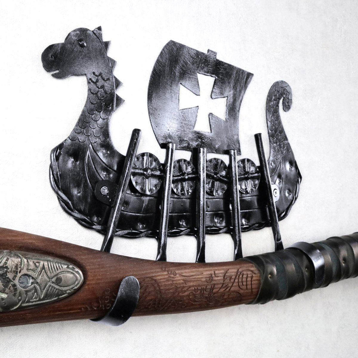 Upgrade Your Display – Drakkar Axe Holder from AncientSmithy