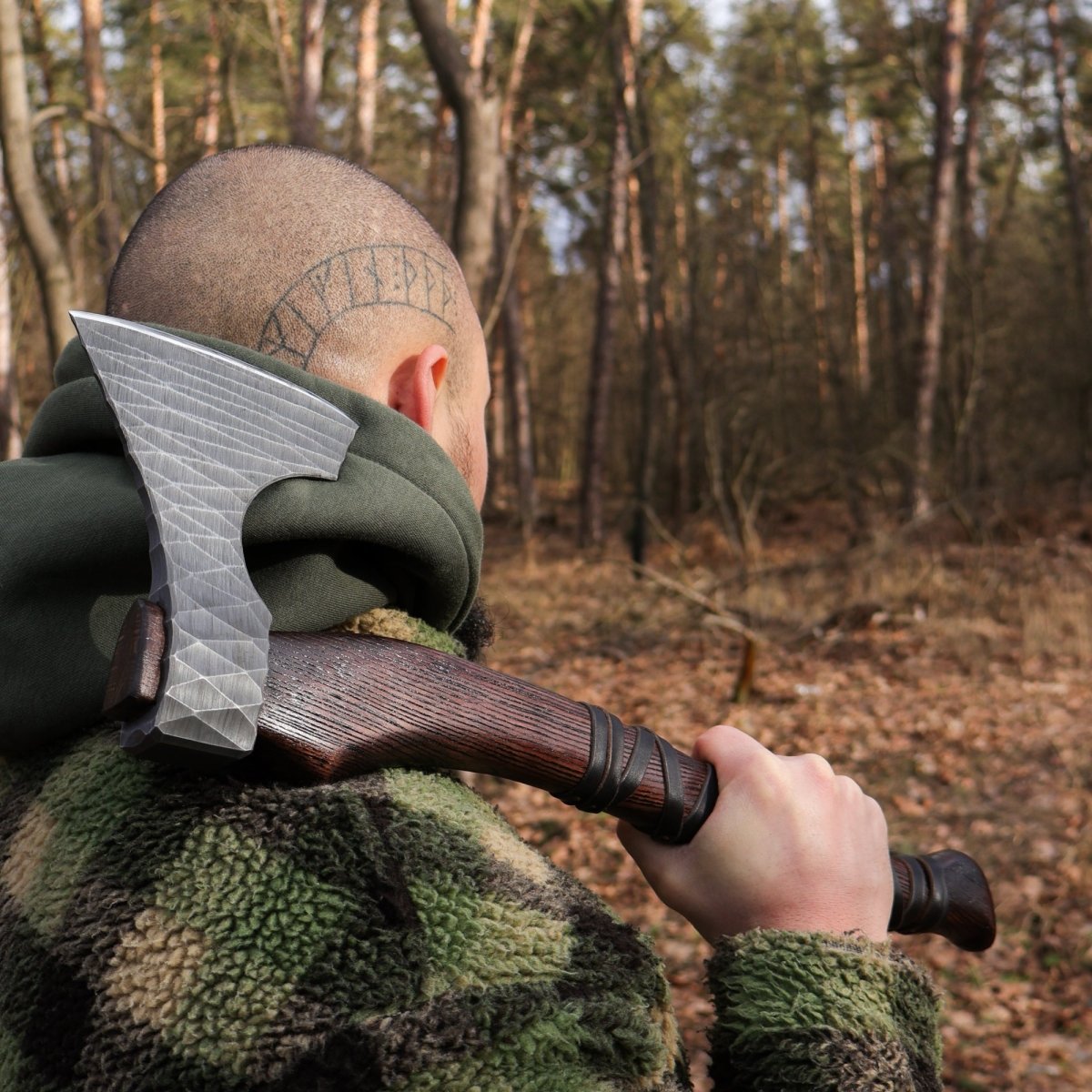 Hand forged axe “Sterk Vorley” with leather cover from AncientSmithy