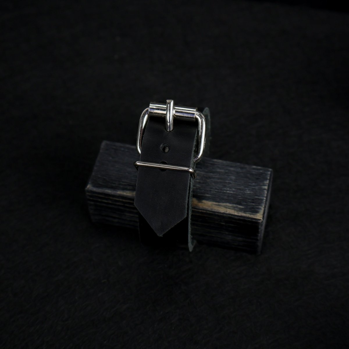 Runic wooden box for standard Leviathan axe from AncientSmithy