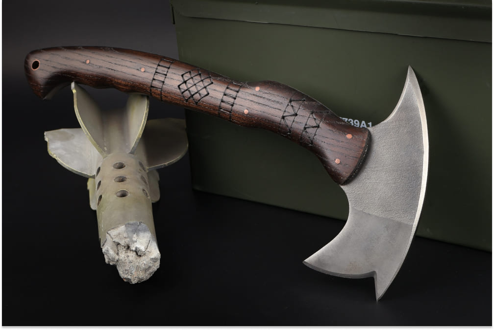 Сustom made tomahawk "Ogun" from AncientSmithy