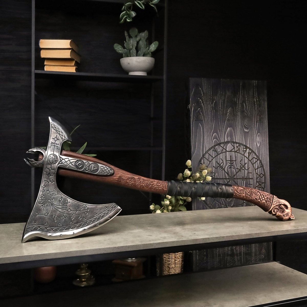 What Makes a Leviathan Axe So Recognizable? - AncientSmithy