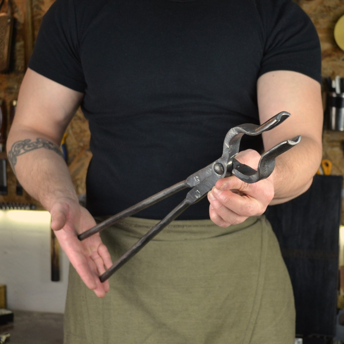Why Quality Tongs Make All the Difference in Forging - AncientSmithy