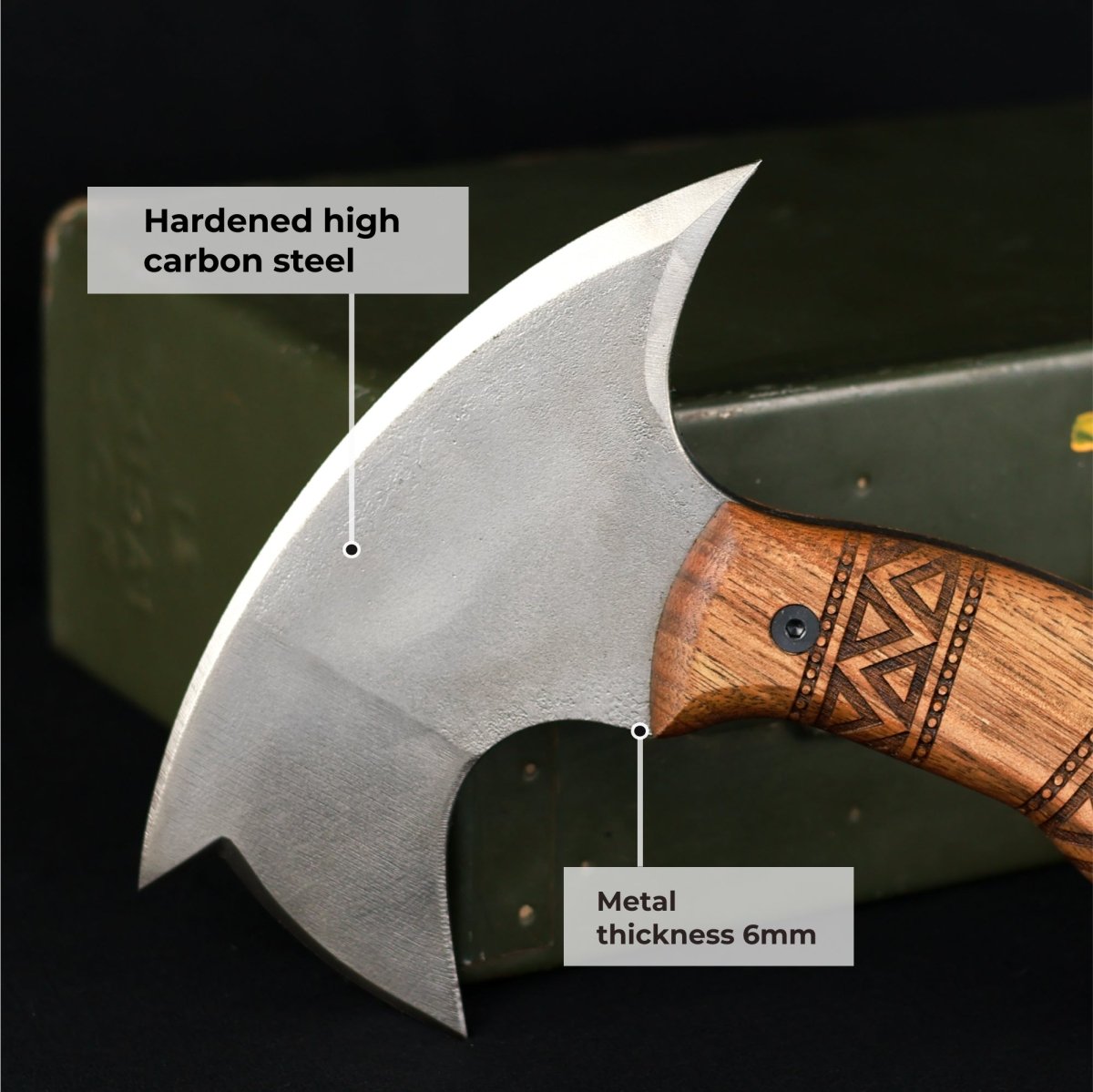 Compact tomahawk "NIKIDO" with engraved handle from AncientSmithy