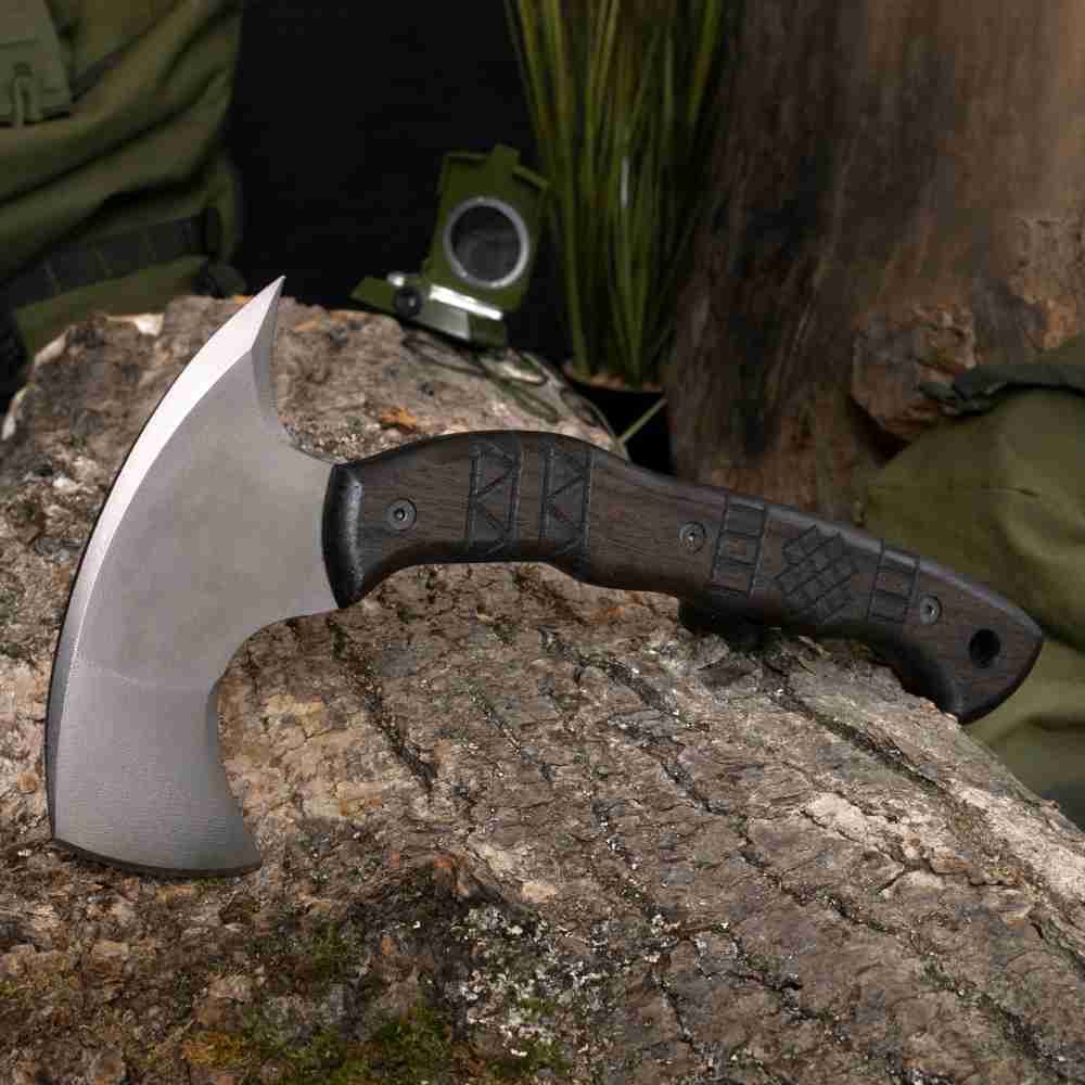 Compact tomahawk "Otokan" with tribal engraving from AncientSmithy