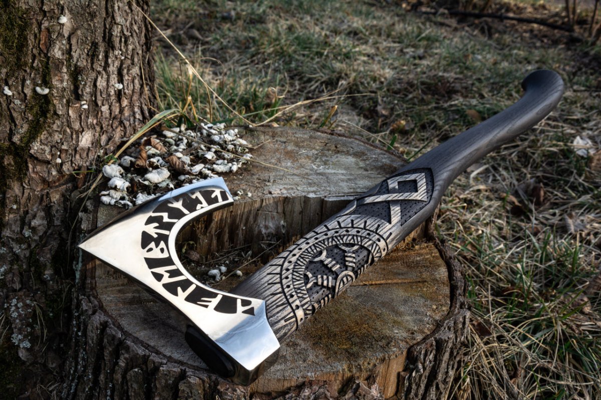 Forged axe “OTHALA” with leather cover from AncientSmithy