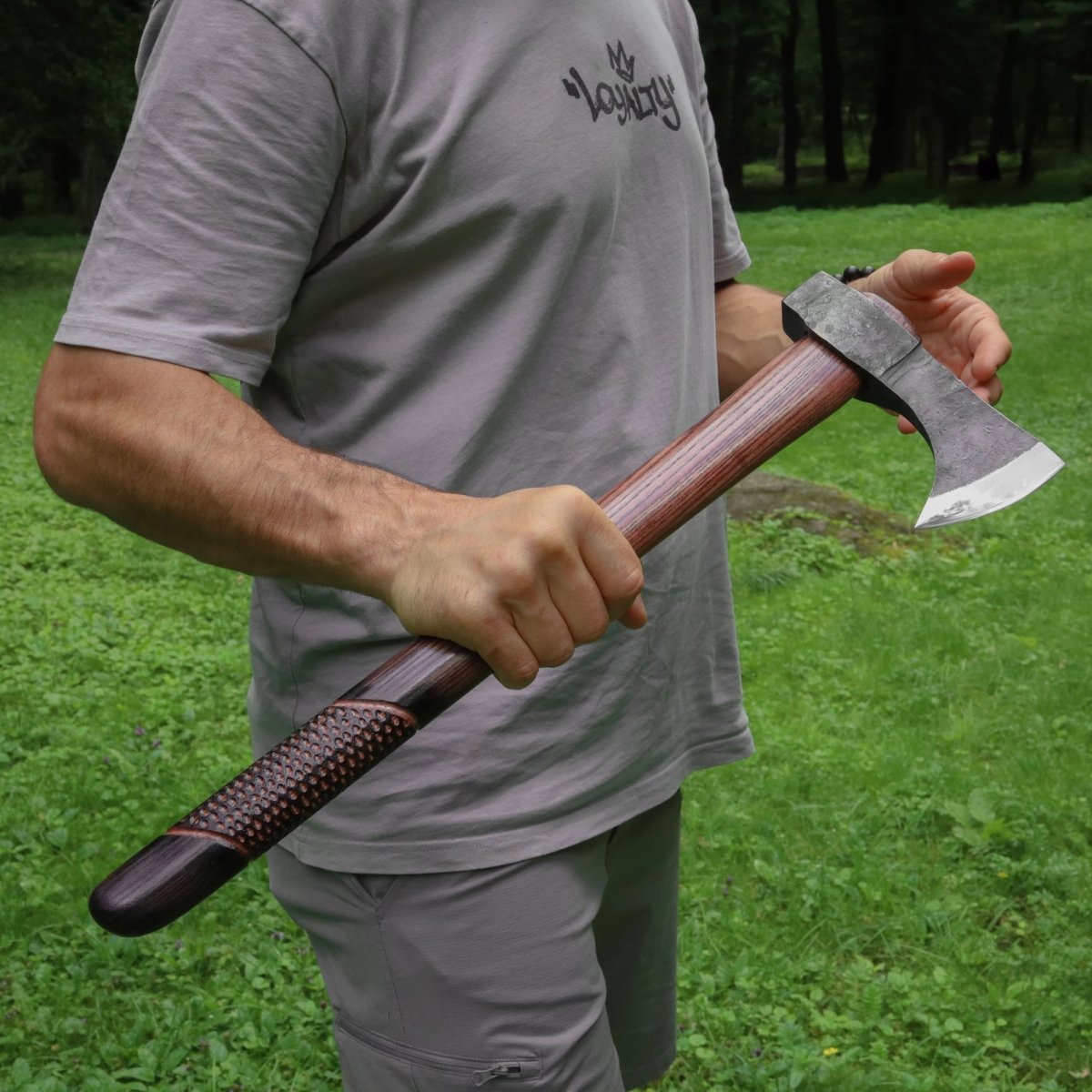 Forged Tomahawk "Blood Leaf" from AncientSmithy