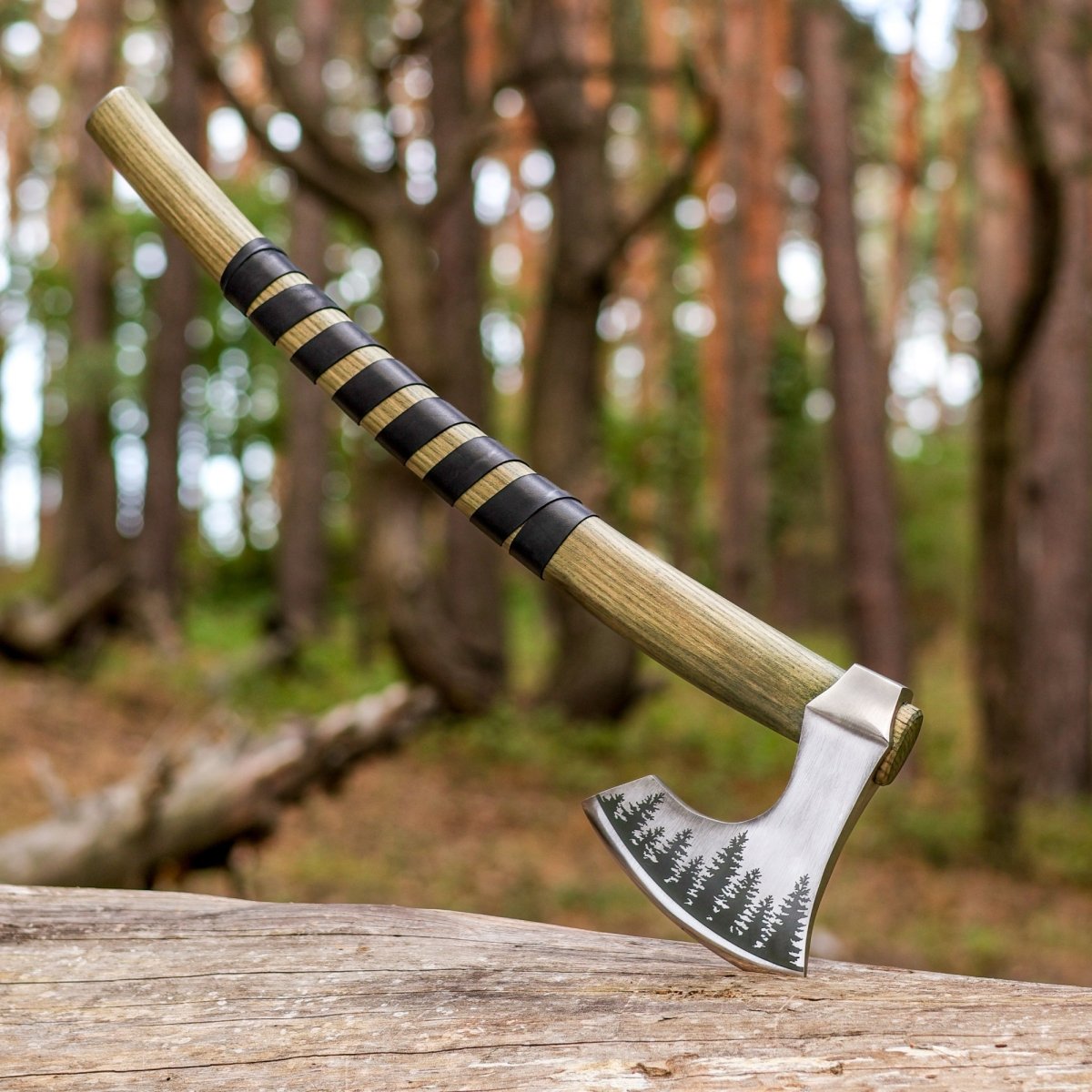 Functional axe "Hermod" with engraved head from AncientSmithy