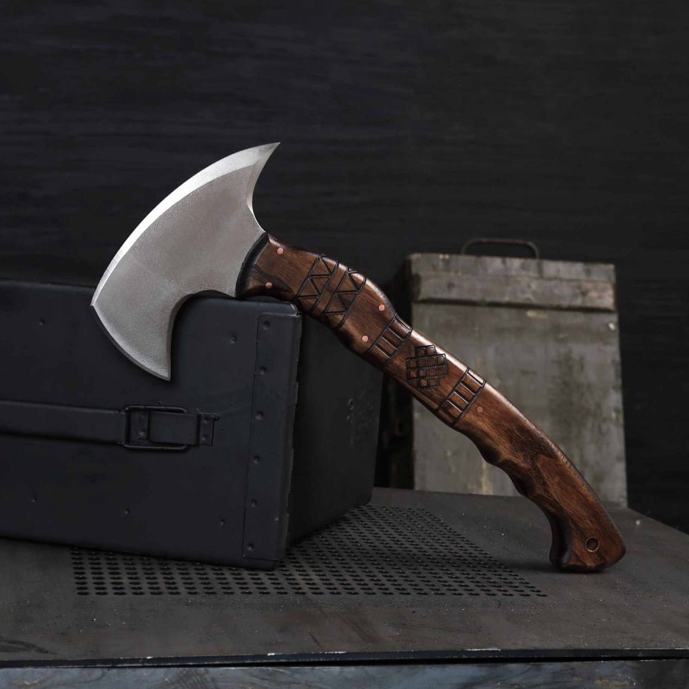 Hand forged tomahawk "Nanook" from AncientSmithy