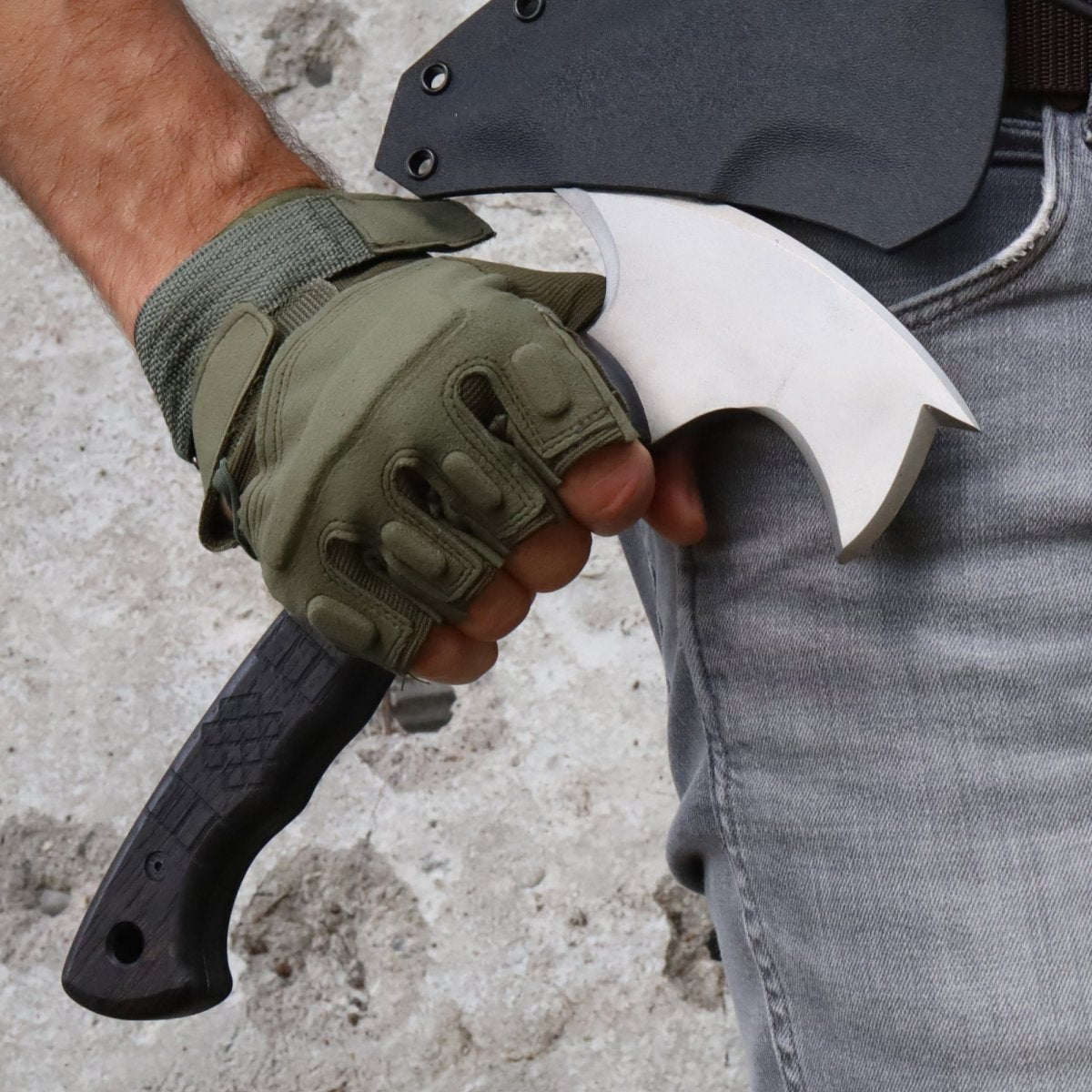Handmade tomahawk "Dakuri" with tribal engraving from AncientSmithy