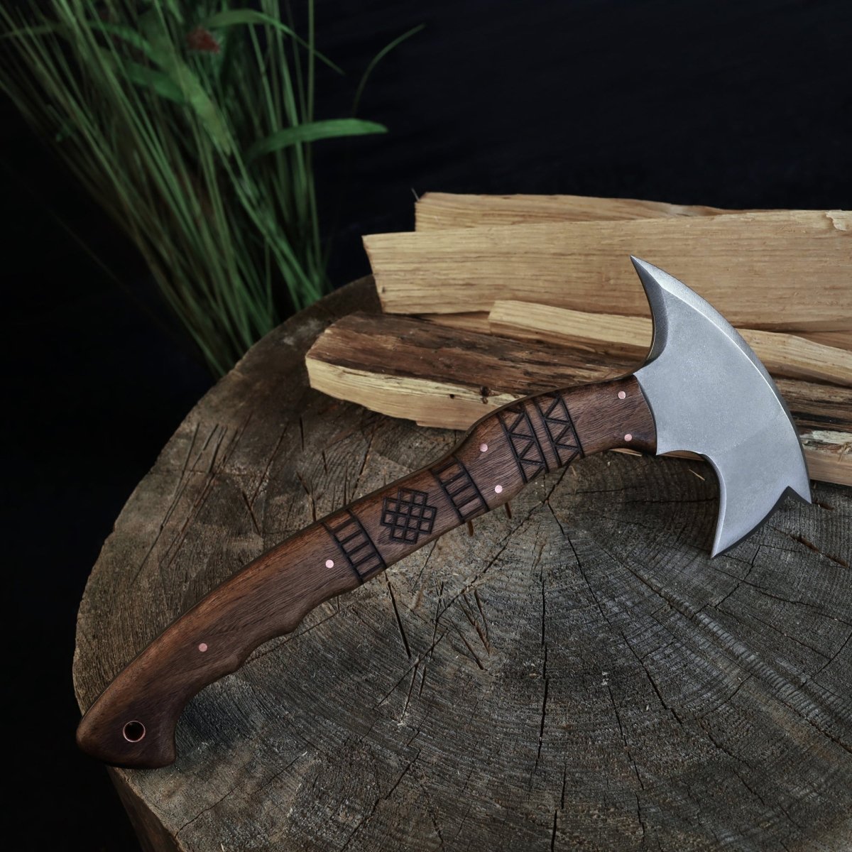 Сustom made tomahawk "Ogun" from AncientSmithy