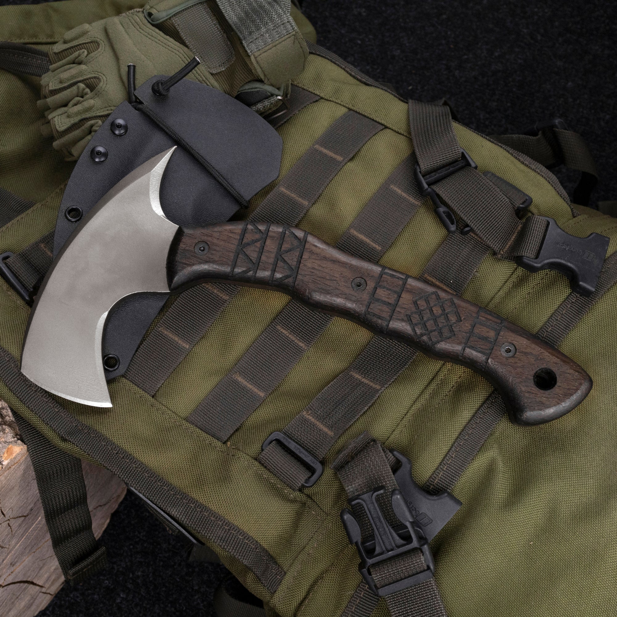 Kompakter Tomahawk „Otokan“ mit Stammesgravur