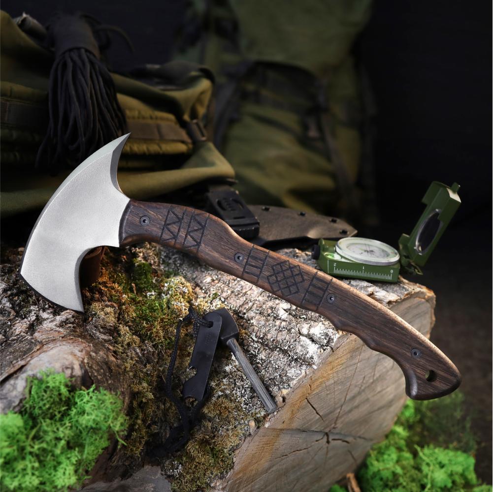 Tribal engraved tomahawk "Navaro" from AncientSmithy