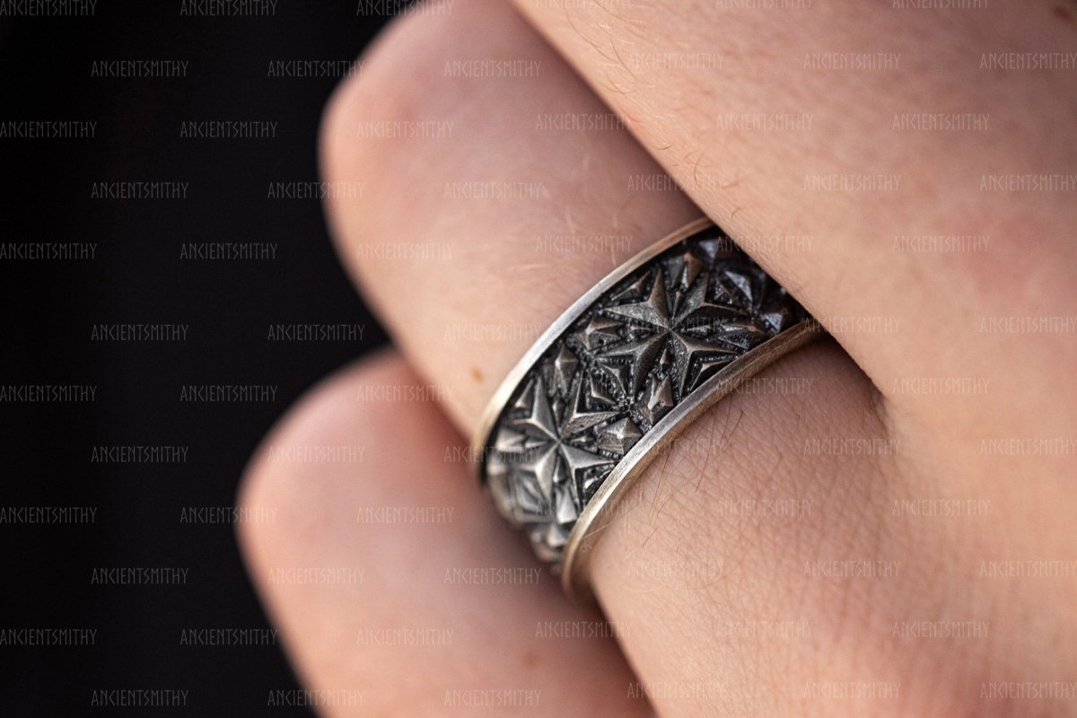 Unique Pattern Ring "Skadi" from AncientSmithy