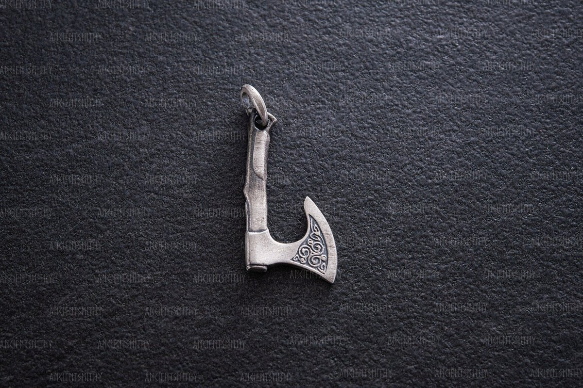 Viking Axe Silver Pendant "Apedemak" from AncientSmithy